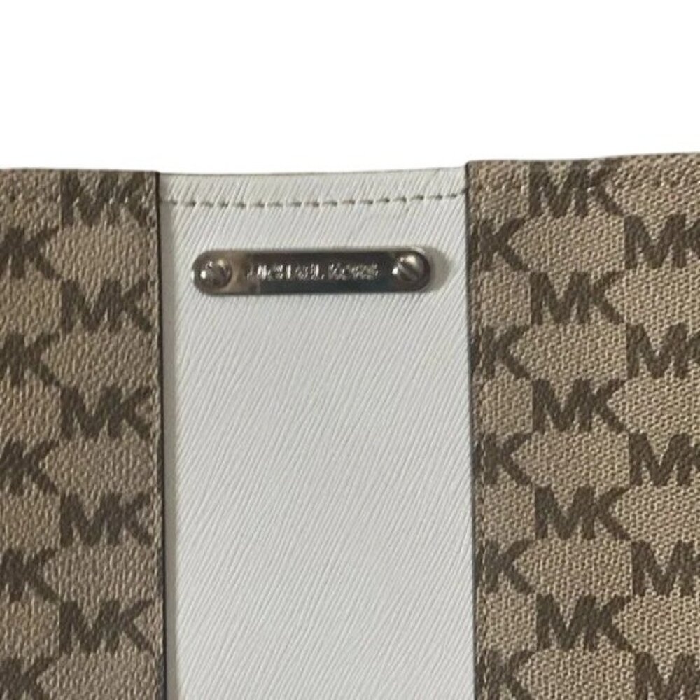 Michael Kors BBum Bag Belted Fanny Pack Beige MK Logo Print Adjustable Belt - Picture 2 of 2